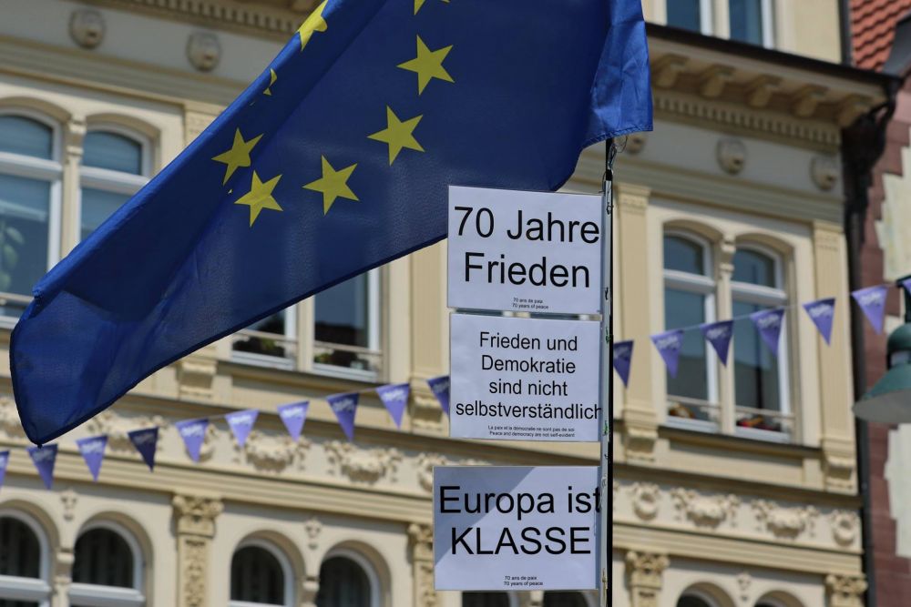Fahnen - Frantisek Matous